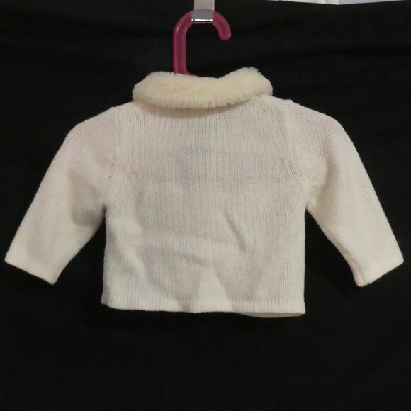 Y2K - OLD NAVY - 3-6 months | Button-Up Knit Cardigan | Faux Fur Collar - Picture 2 of 13
